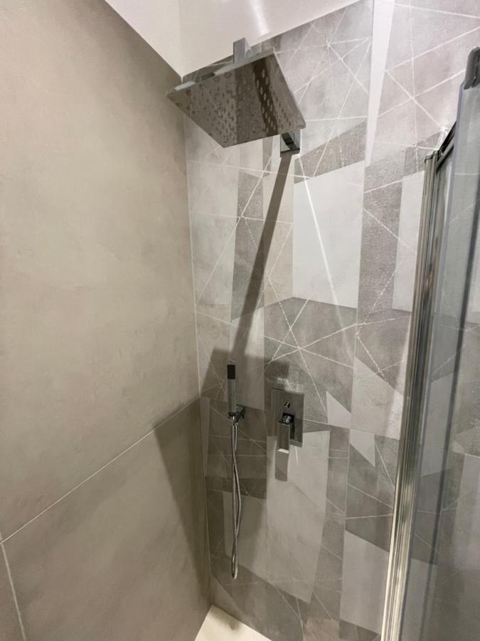 Varese Apartment Kültér fotó